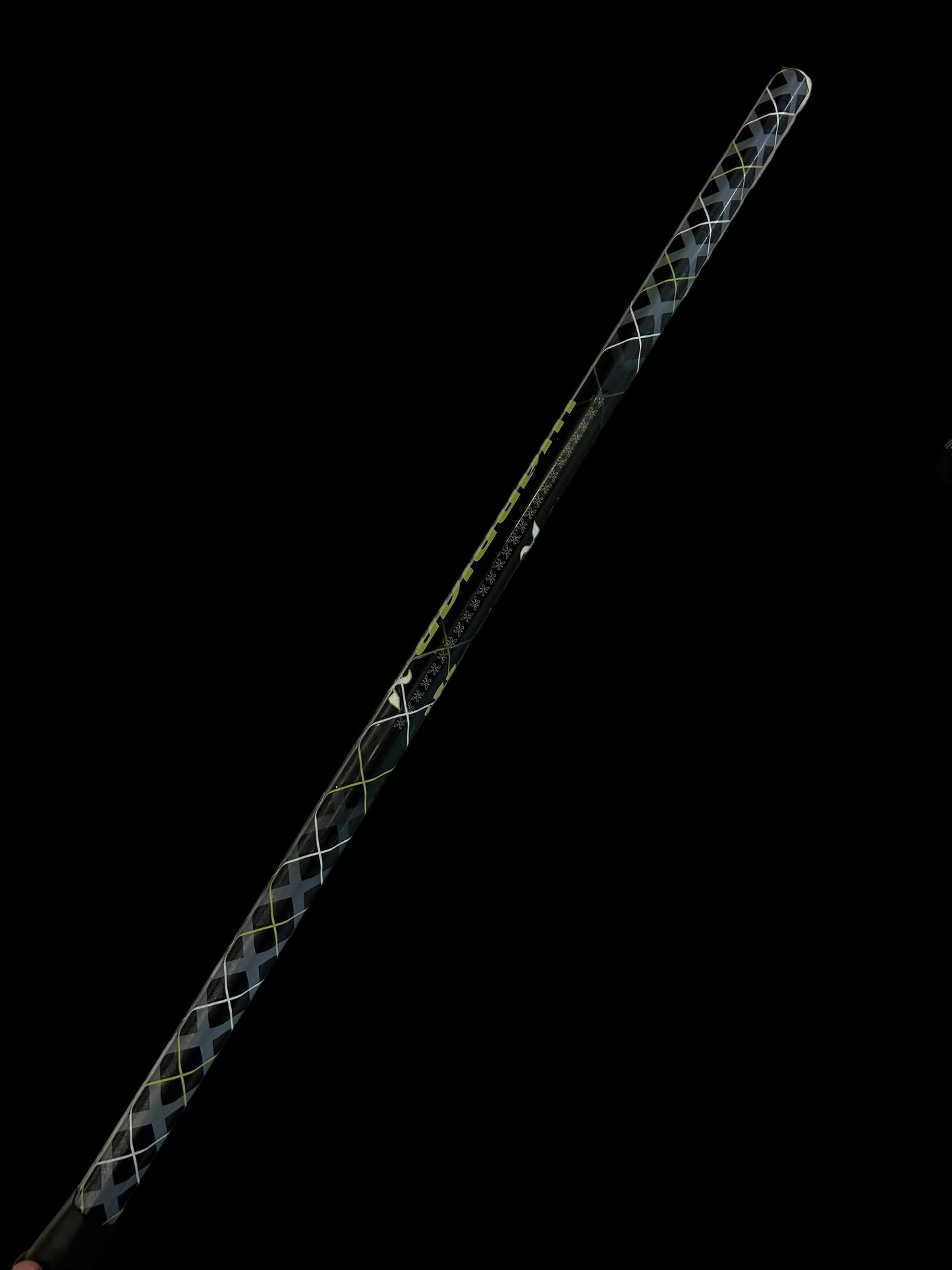 Warrior Criss-Cross Attack Shaft - 30" Black