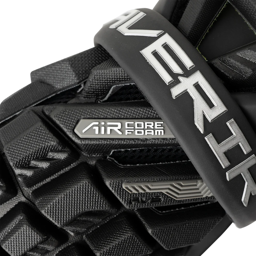 Maverik Max 2028 Player Glove