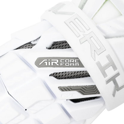 Maverik Max 2028 Player Glove
